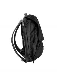 Kleiner Rucksack mit Laptopfach